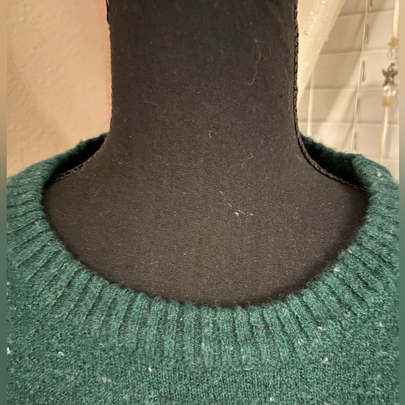 NEW Green Rockin Around Christmas Tree Sweater gold sequins size M runs large - Picture 11 of 12